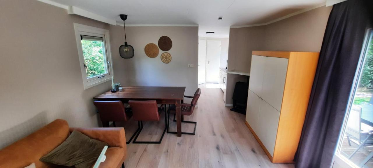 Chalet Op Bosrijk Familiepark Hotel Raalte Luaran gambar