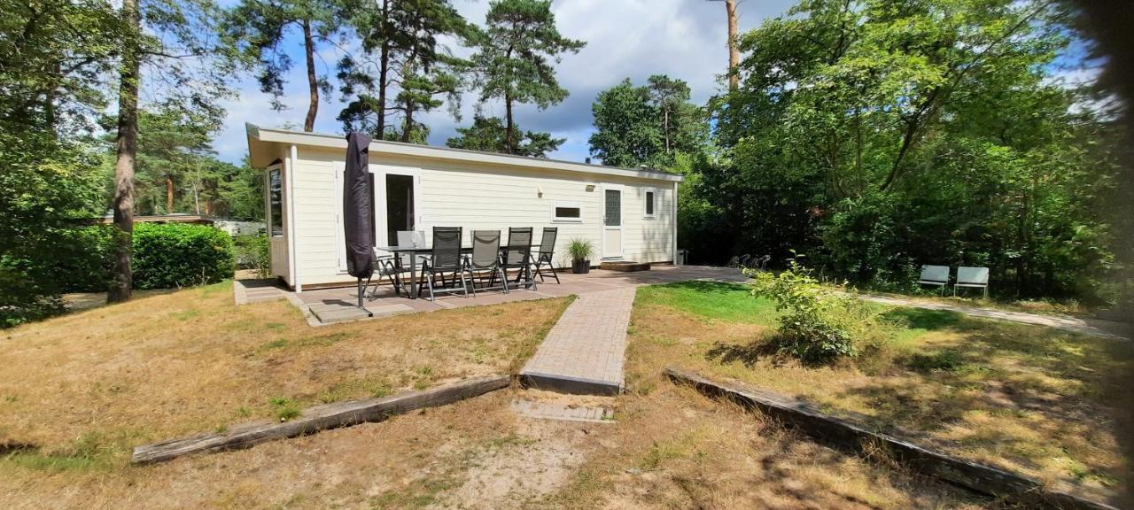 Chalet Op Bosrijk Familiepark Hotel Raalte Luaran gambar